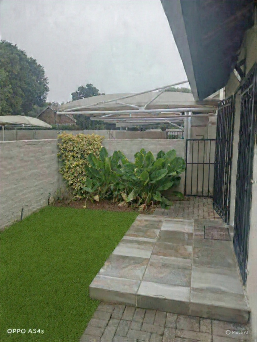 2 Bedroom Property for Sale in Vaalpark Free State